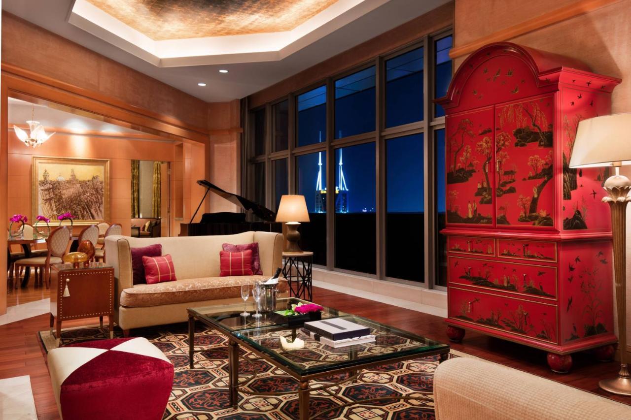 Hotel Jw Marriott At Tomorrow Square 5*